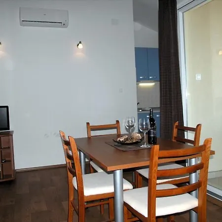 In Okrug Gornji With Sea View, Terrace, Air Conditioning, Wifi 5069-2 * Трогир