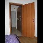 In Okrug Gornji With Sea View, Terrace, Air Conditioning, Wifi 5069-2 Διαμέρισμα Τρογκίρ