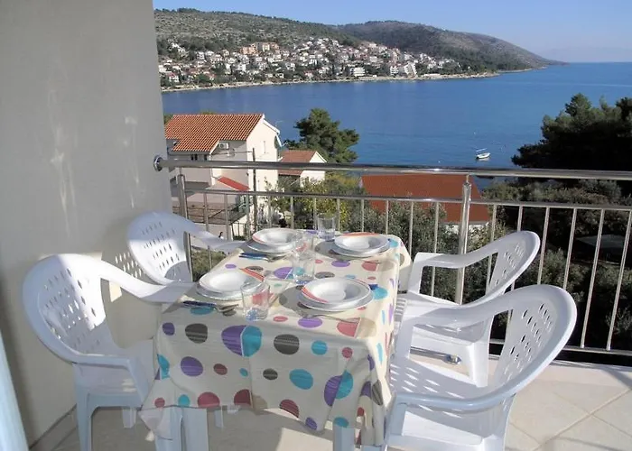 In Okrug Gornji With Sea View, Terrace, Air Conditioning, Wifi 5069-2 Apartment