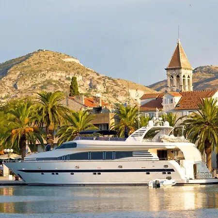 In Okrug Gornji With Sea View, Terrace, Air Conditioning, Wifi 5069-2 Appartement Trogir